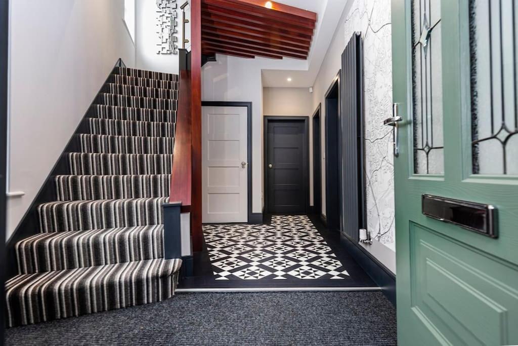 Bootique House - Luxury Group Accommodation In Wakefield Exterior foto